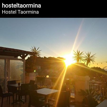 "Little Sicilian Home"-Room With A Private Bathroom & Kitchen -Fridge - And Shared A Beautiful Terrace On Hostel Taormina Center Extérieur photo