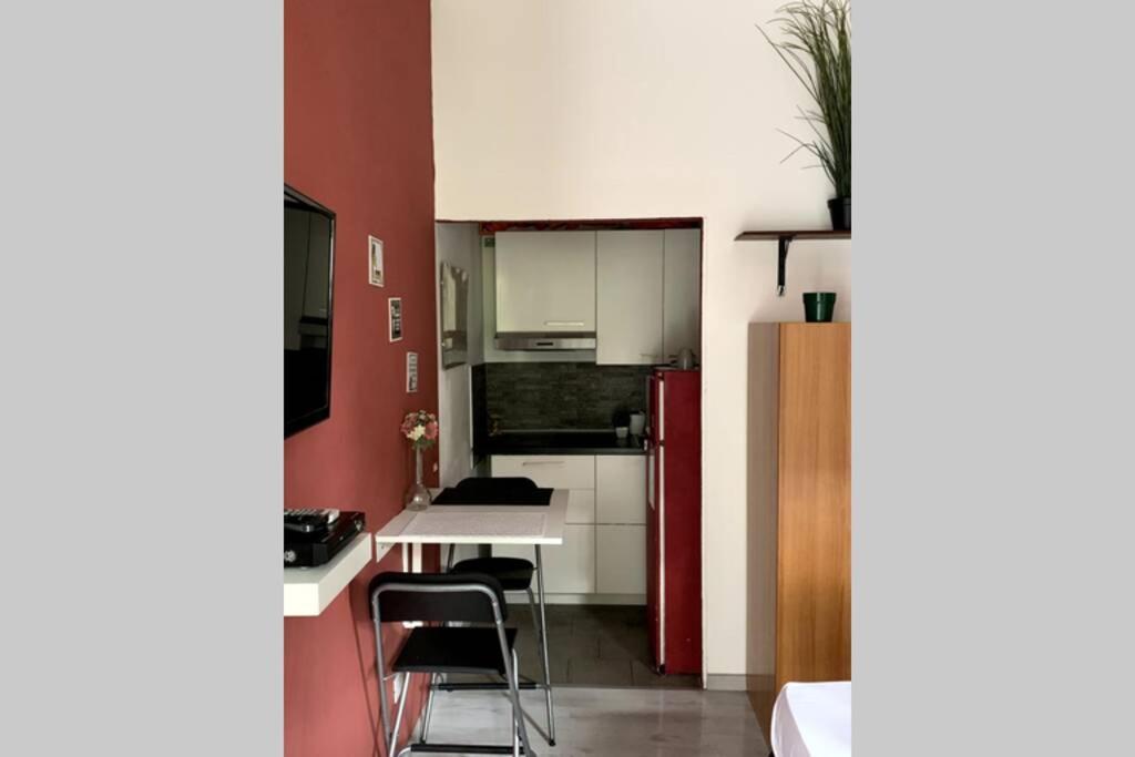 "Little Sicilian Home"-Room With A Private Bathroom & Kitchen -Fridge - And Shared A Beautiful Terrace On Hostel Taormina Center Extérieur photo