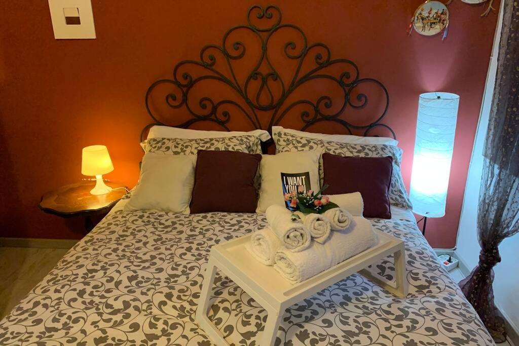 "Little Sicilian Home"-Room With A Private Bathroom & Kitchen -Fridge - And Shared A Beautiful Terrace On Hostel Taormina Center Extérieur photo