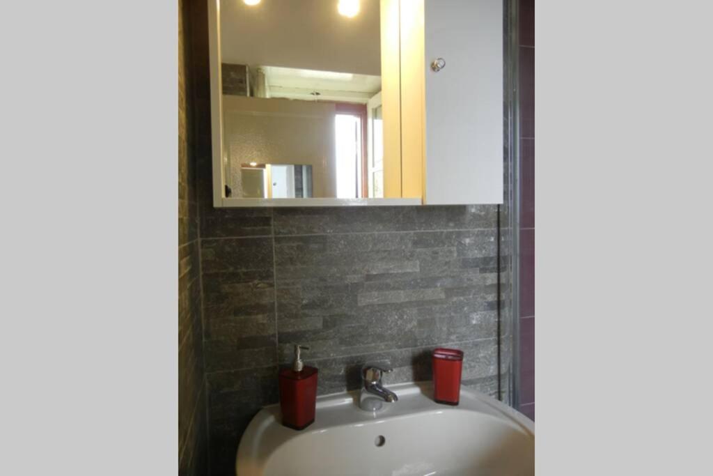 "Little Sicilian Home"-Room With A Private Bathroom & Kitchen -Fridge - And Shared A Beautiful Terrace On Hostel Taormina Center Extérieur photo
